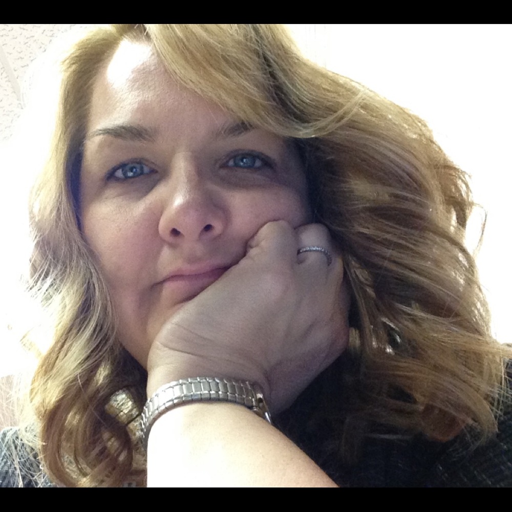 Meet your Posher, Pamela